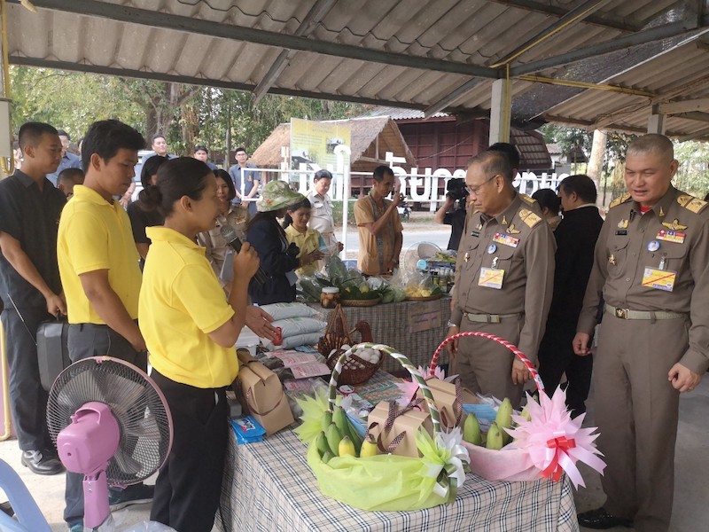 ร่วมต้อนรับ พลอากาศเอก ชลิต พุกผาสุข องคมนตรี
